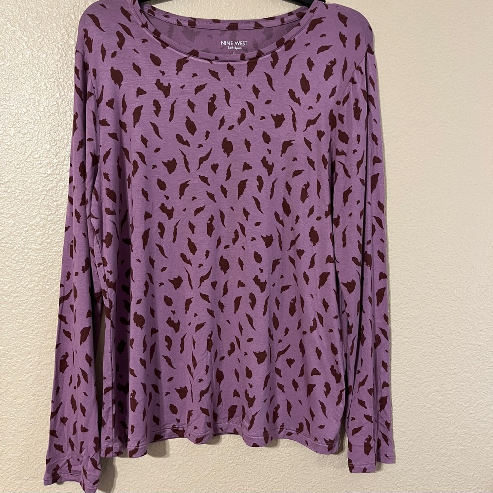 Nine West Women’s L Mauve w/ Burgundy Pattern Long Sleeve Shirt